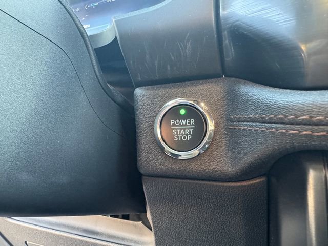 Used 2023 Ford F150 Lightning Lariat image 23