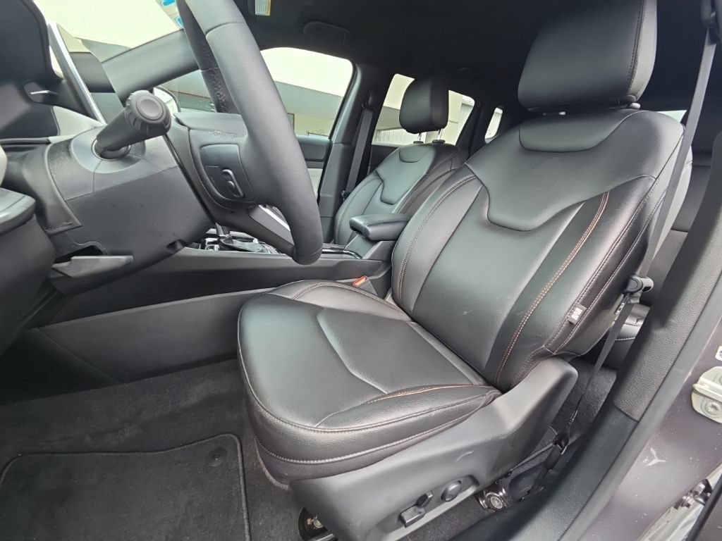 Used 2024 Jeep Compass Limited AWD/4WD image 25