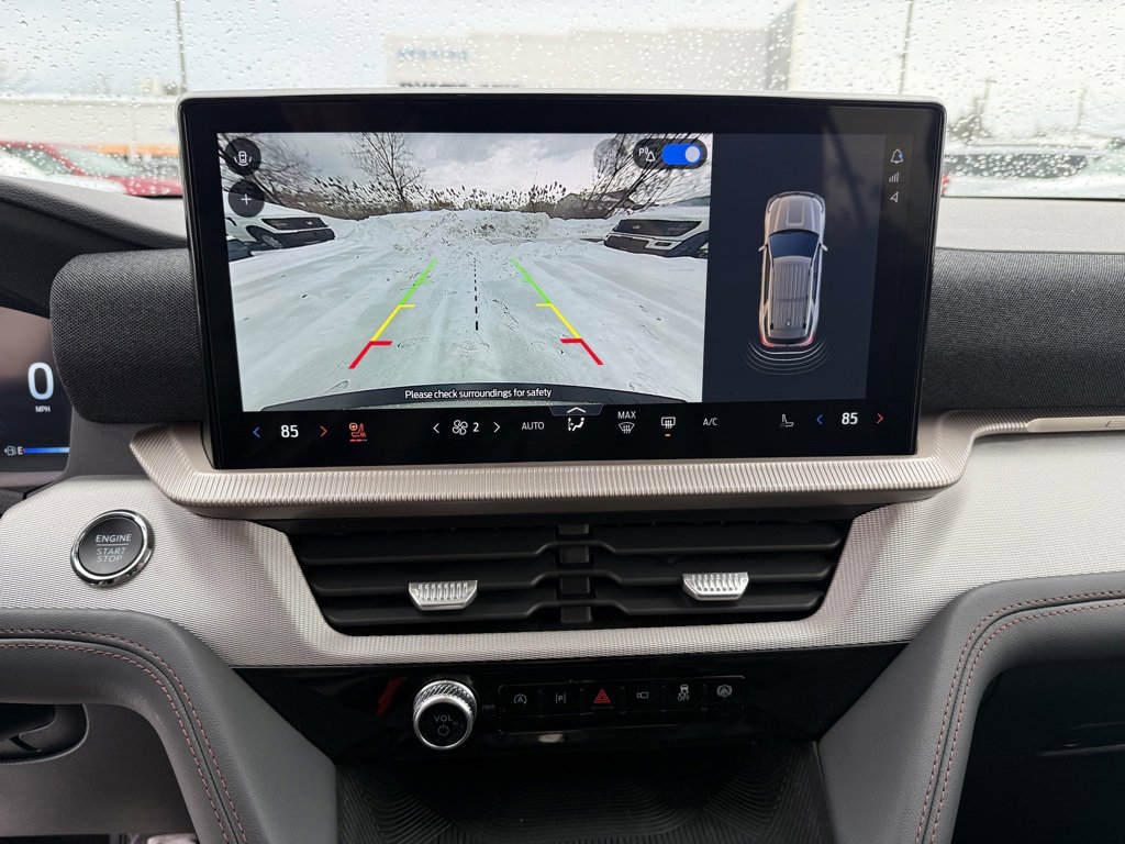 Used 2025 Ford Explorer Active w/ Active Comfort Package image 15