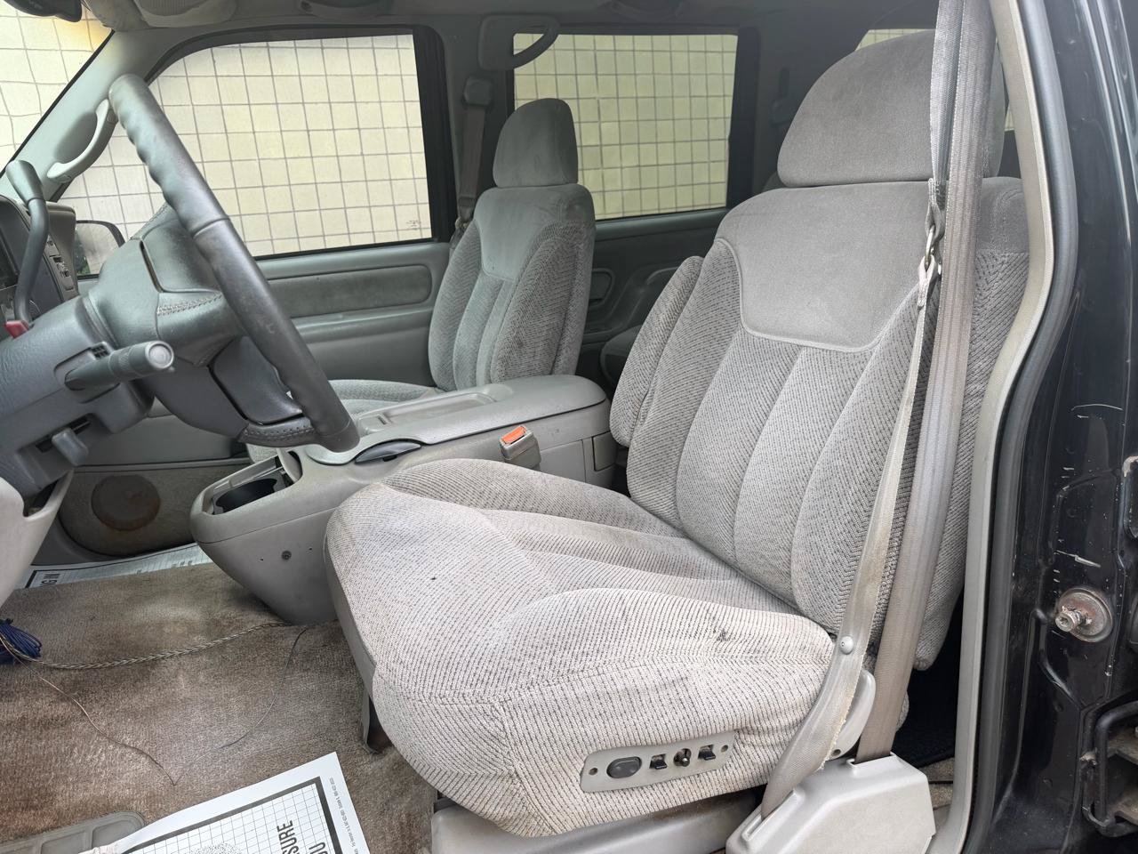 Used 1997 Chevrolet Suburban 4WD w/ Preferred Equipment Group 2 image 20