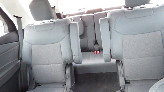 Used 2025 Ford Explorer Active image 8