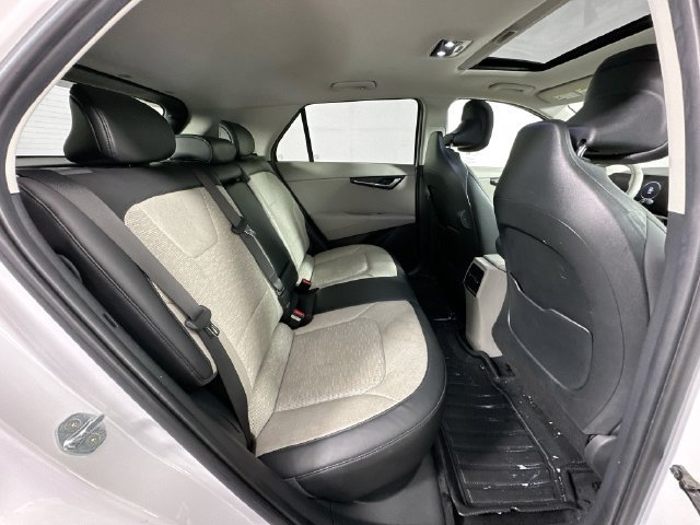 Used 2023 Kia Niro Wave FWD image 30