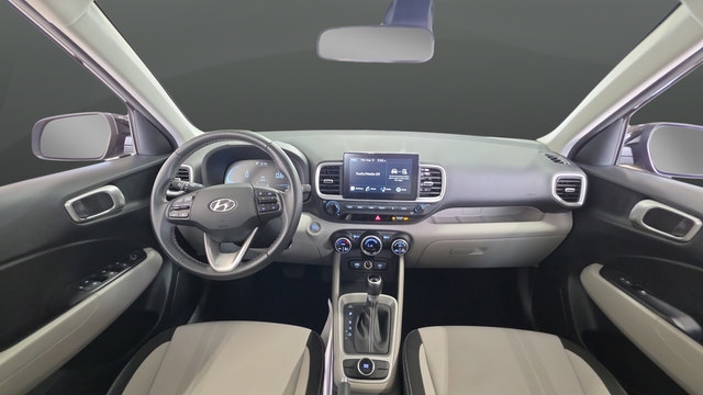 Certified 2025 Hyundai Venue SEL FWD image 11