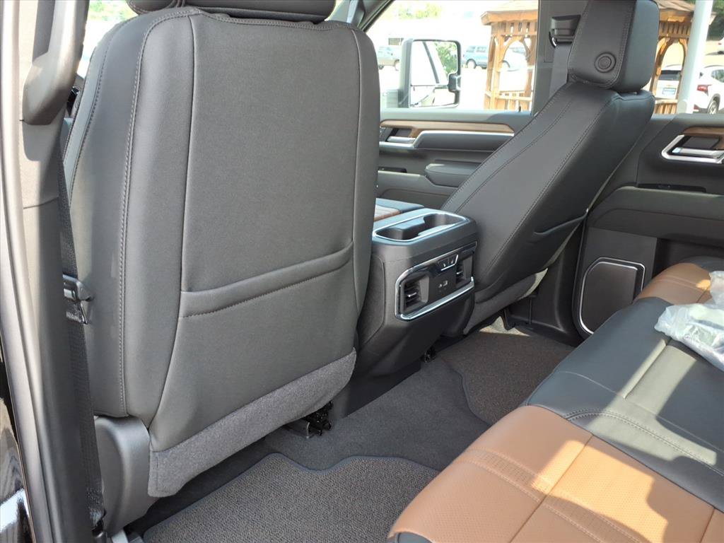 New 2026 Chevrolet Silverado 2500 High Country w/ High Country Premium Package AWD/4WD image 12
