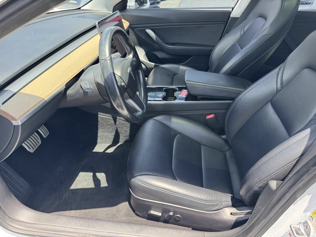 Used 2018 Tesla Model 3 Performance AWD/4WD image 27