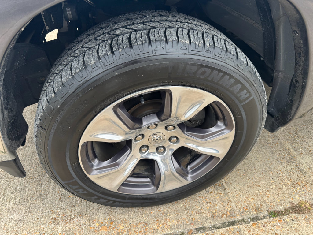 Used 2019 RAM 1500 Laramie image 9