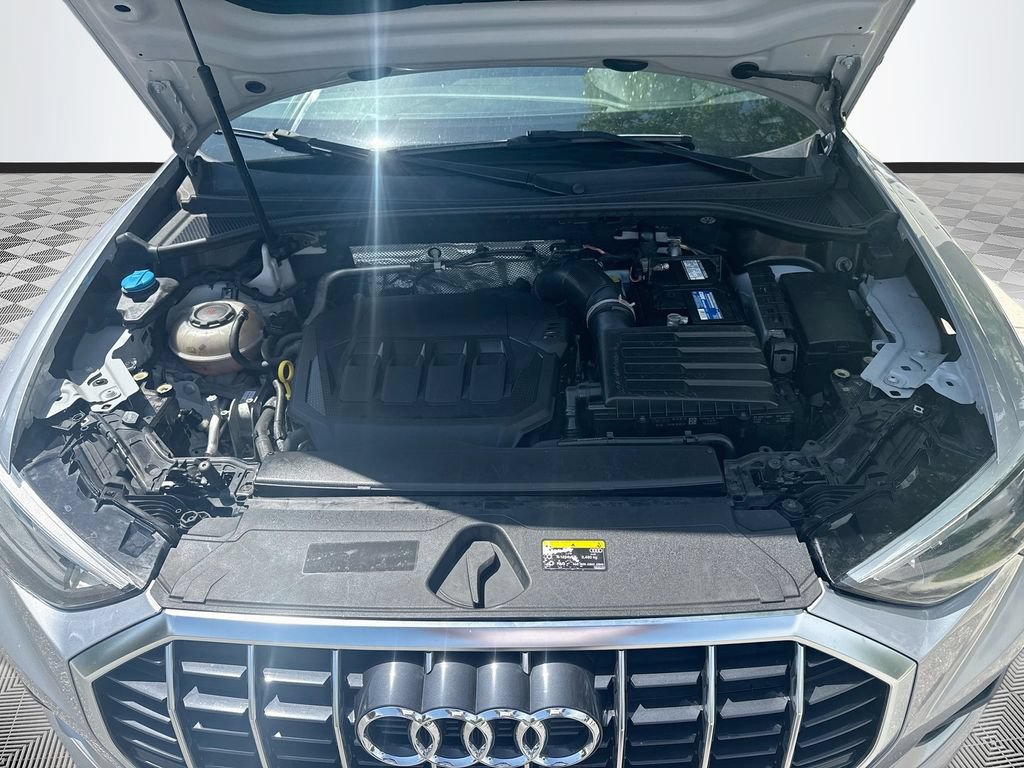 Used 2020 Audi Q3 2.0T Premium AWD/4WD image 34