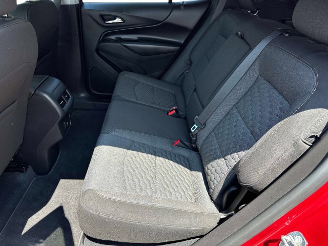 Used 2020 Chevrolet Equinox LT w/ LPO, Floor Liner Package FWD image 13