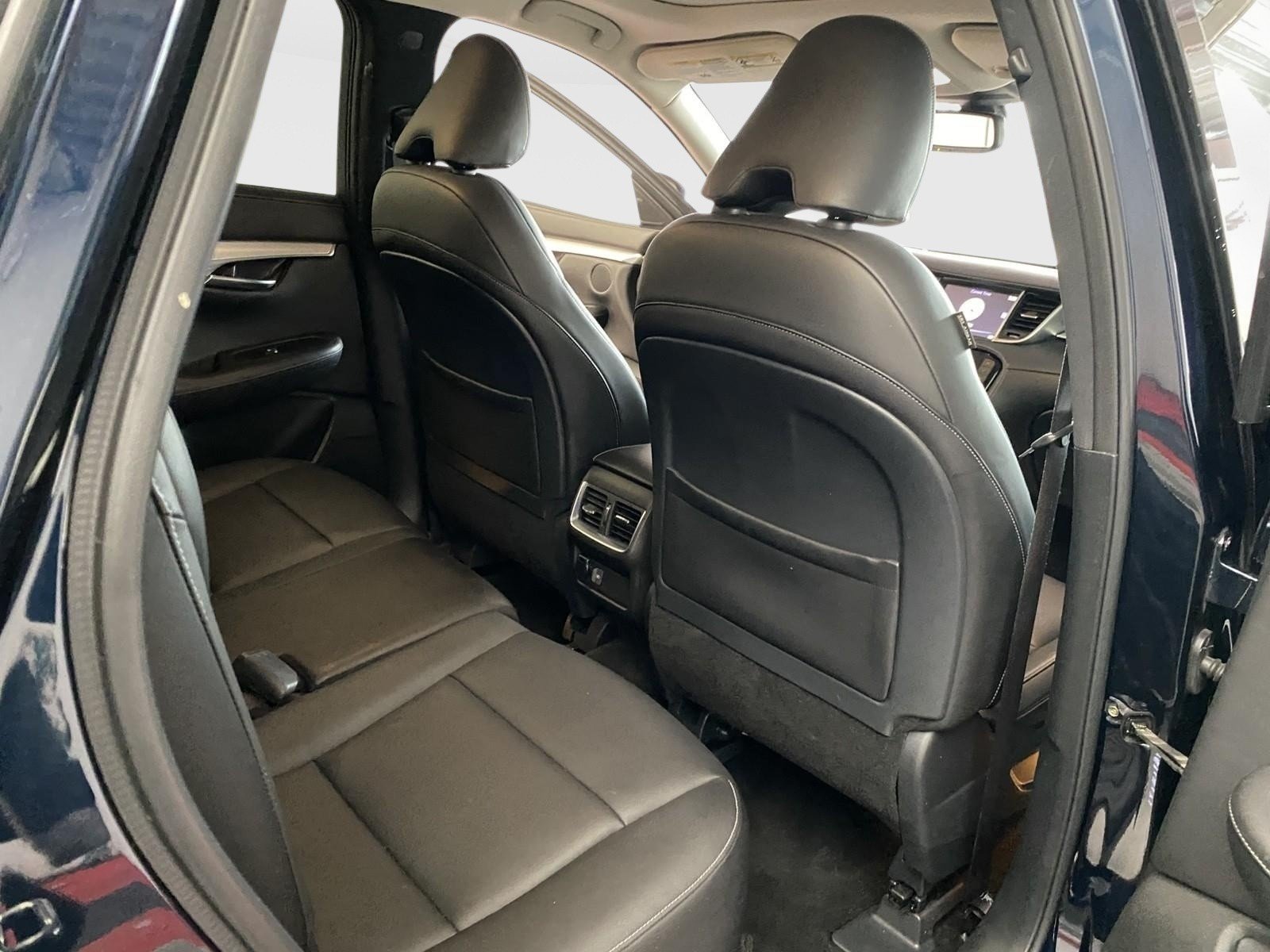 Used 2019 INFINITI QX50 Luxe AWD/4WD image 11
