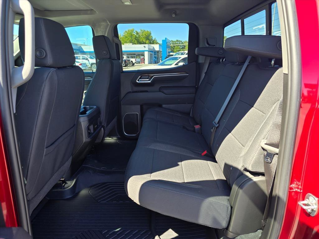 Used 2026 Chevrolet Silverado 1500 RST AWD/4WD image 12