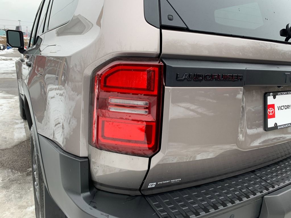Used 2025 Toyota Land Cruiser 1958 image 34