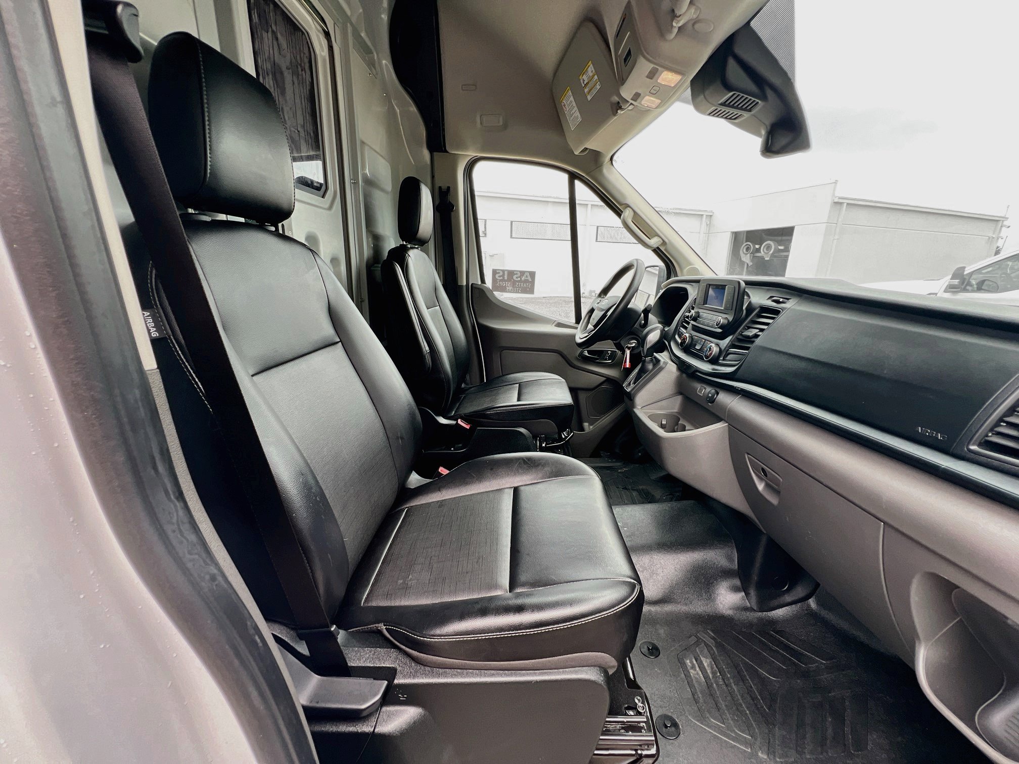 Used 2025 Ford Transit 250 148 High Roof Extended w/ Load Area Protection Package RWD image 28