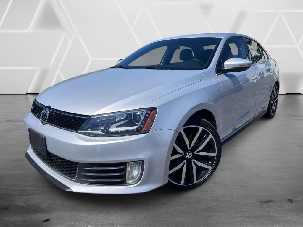 Used 2013 Volkswagen Jetta GLI image 1