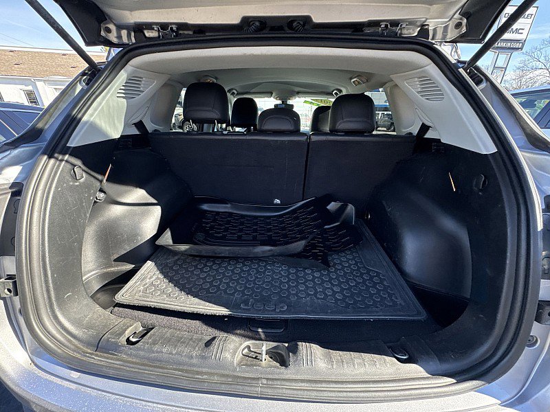 Used 2019 Jeep Compass Trailhawk image 21