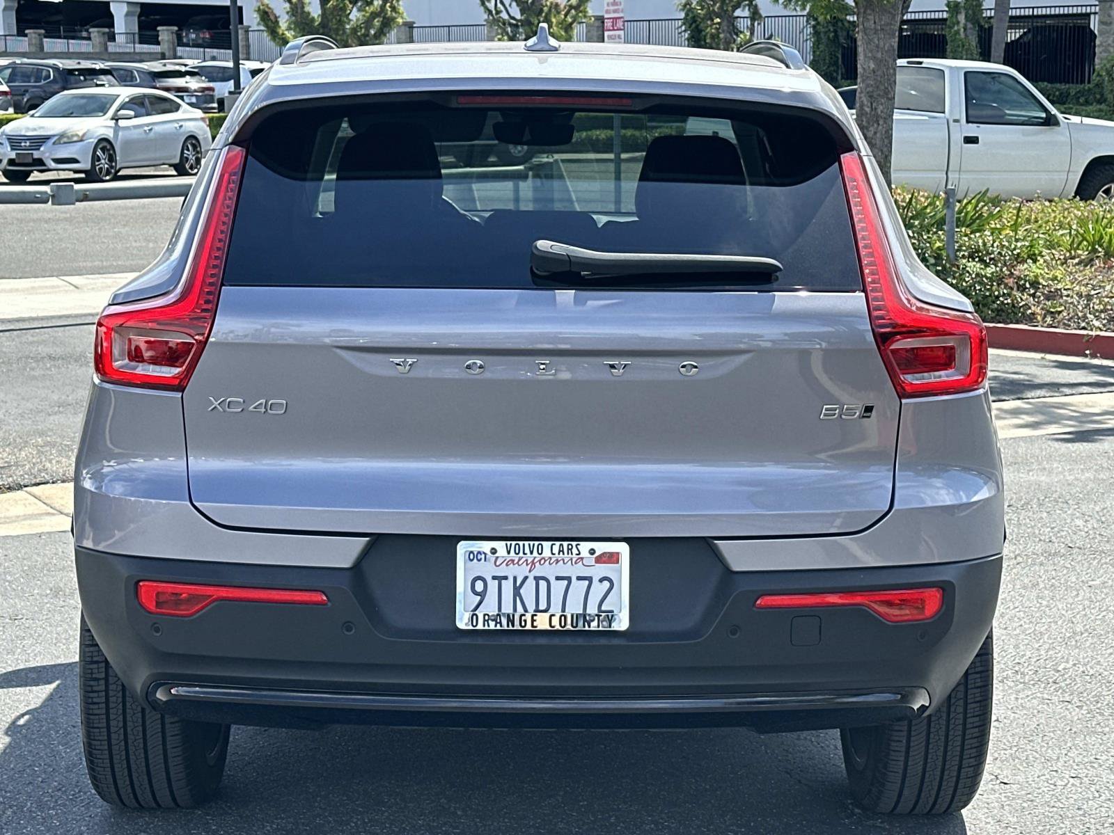 Certified 2026 Volvo XC40 B5 Ultra w/ Climate Package AWD/4WD image 5