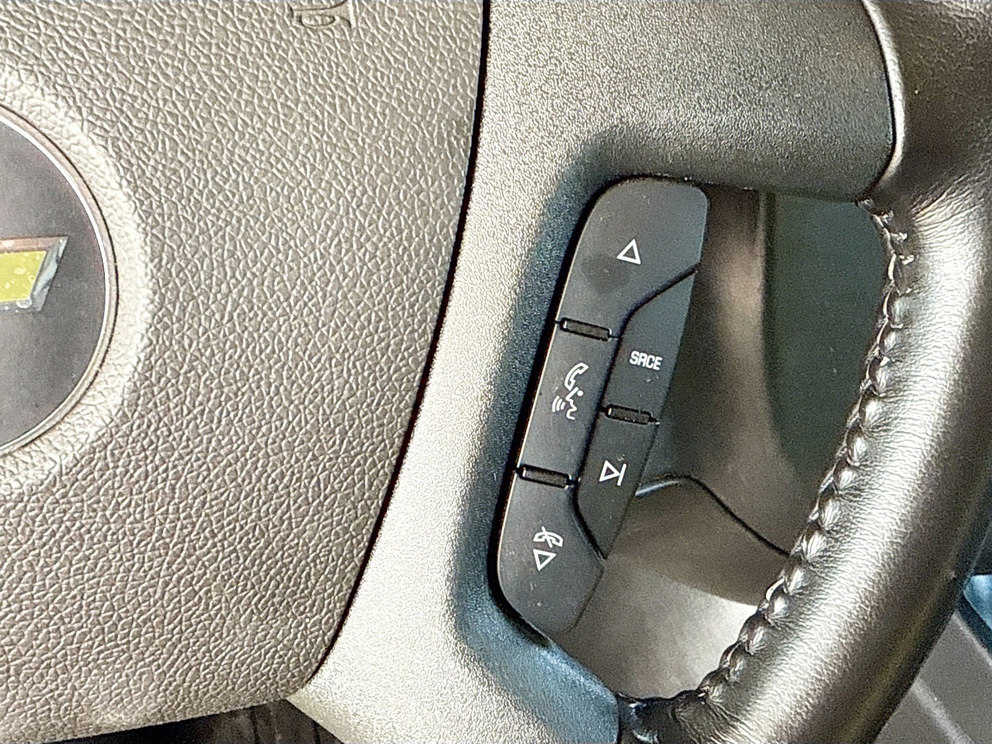 Used 2023 Chevrolet Express 2500 w/ Driver Convenience Package image 15