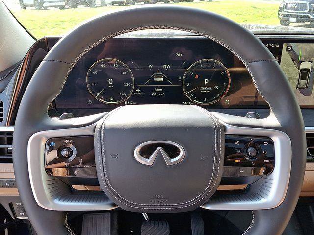 Used 2025 INFINITI QX80 Sensory image 23