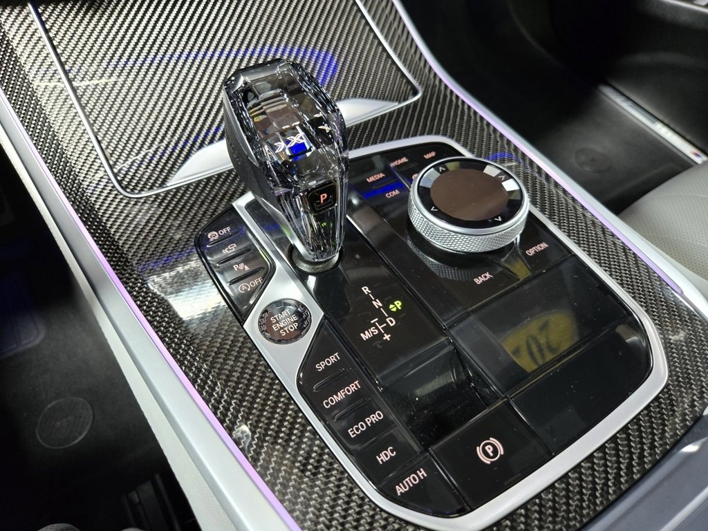 Used 2023 BMW X5 M50i w/ Executive Package image 33