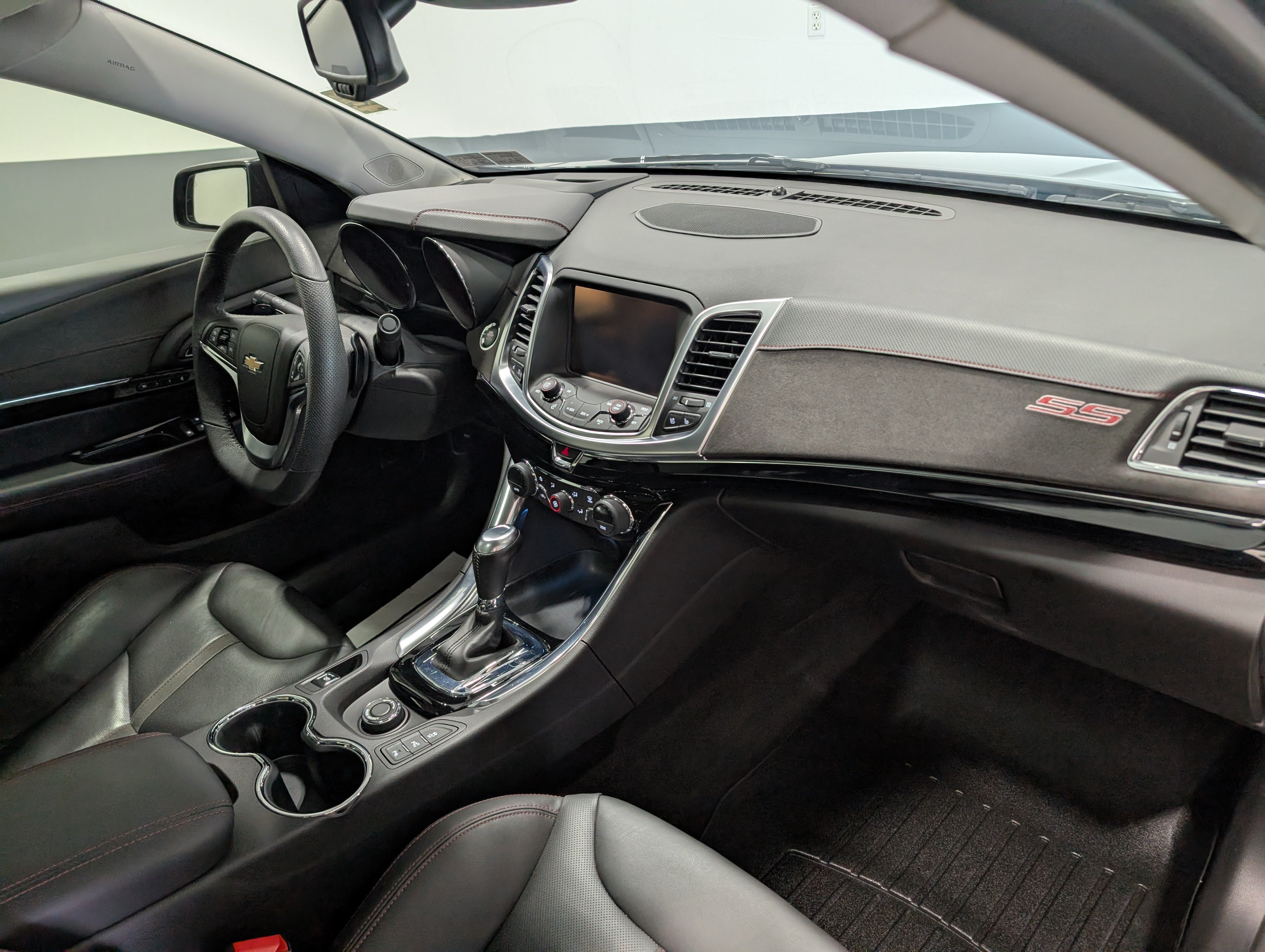 Used 2017 Chevrolet SS RWD image 17