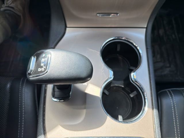 Used 2014 Jeep Grand Cherokee Overland w/ Advanced Technology Group image 36