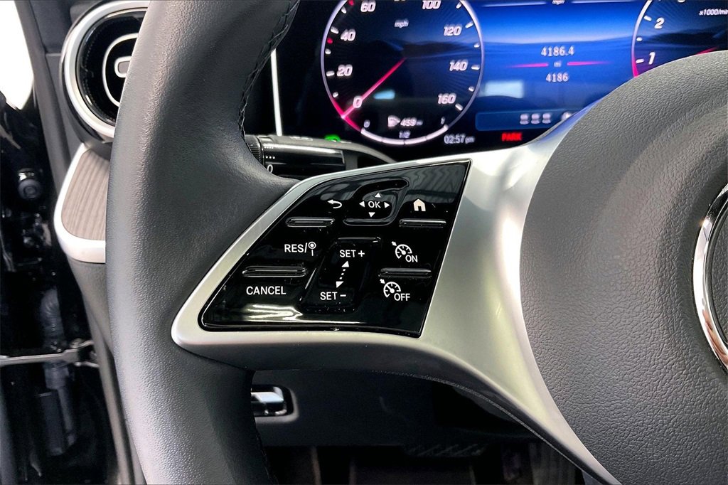 Used 2025 Mercedes-Benz C 300 Sedan image 23