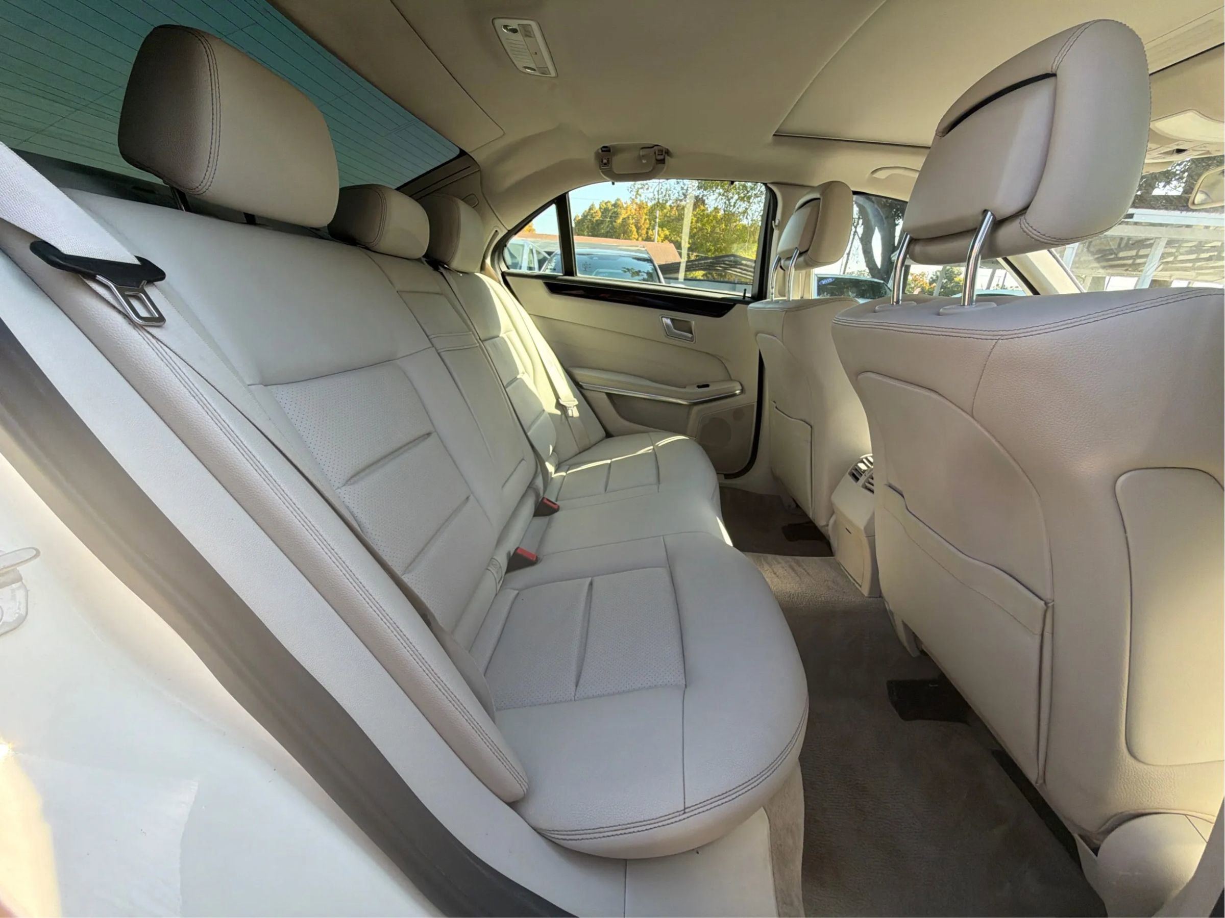 Used 2016 Mercedes-Benz E 250 Sedan image 11