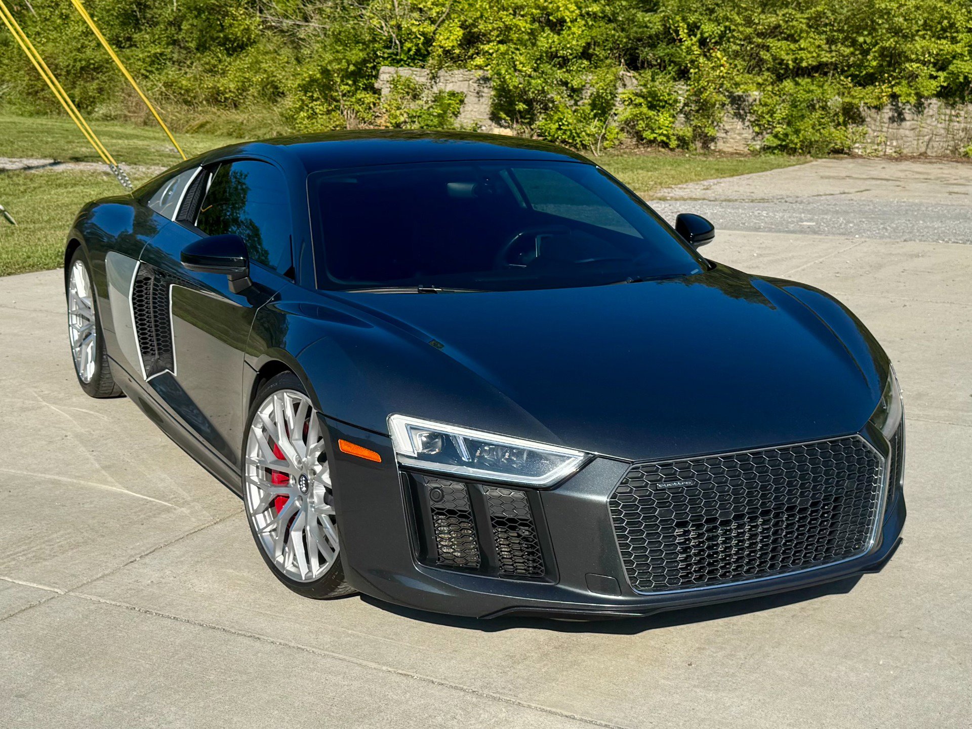 Used 2017 Audi R8 V10 w/ 20" Wheel Package