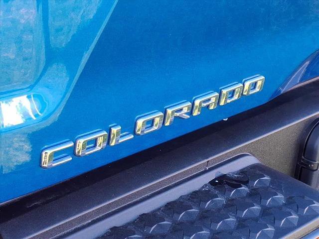 Used 2023 Chevrolet Colorado Z71 w/ Z71 Convenience Package 2 image 30