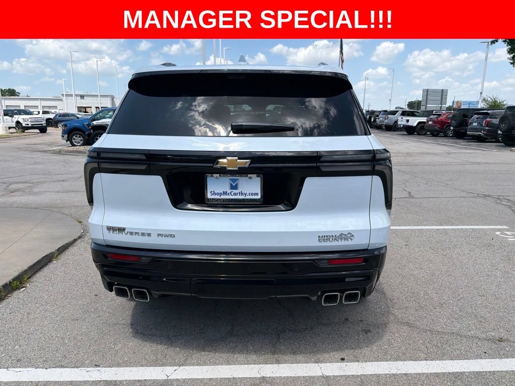 Used 2026 Chevrolet Traverse High Country AWD/4WD image 4