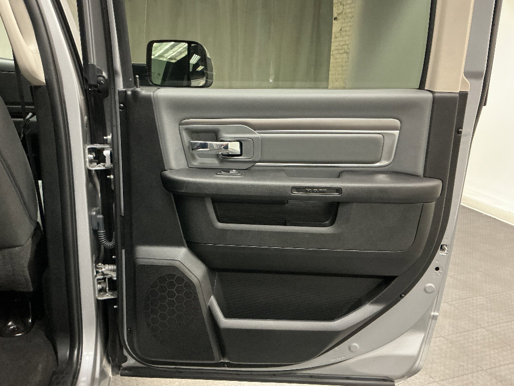 Used 2023 RAM 1500 Classic SLT w/ Trailer & Traction Group image 29