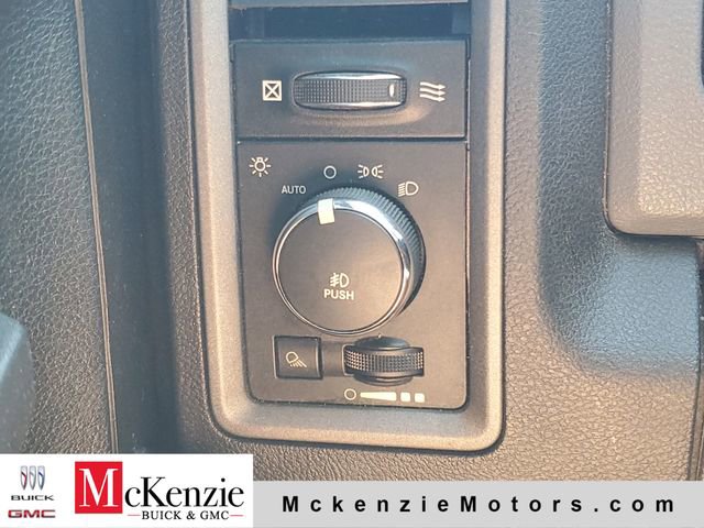 Used 2014 RAM 1500 Express RWD image 19
