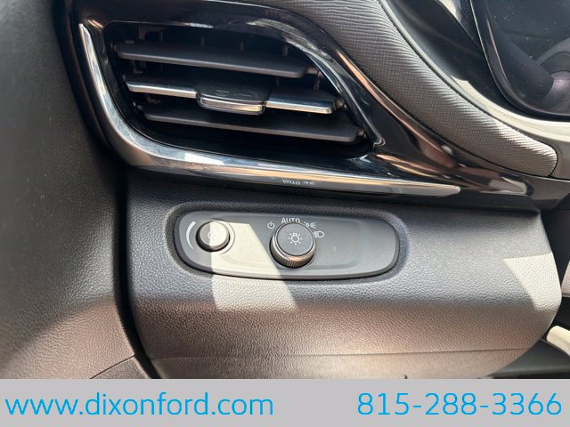 Used 2025 Buick Envista Sport Touring w/ Convenience I Package FWD image 18
