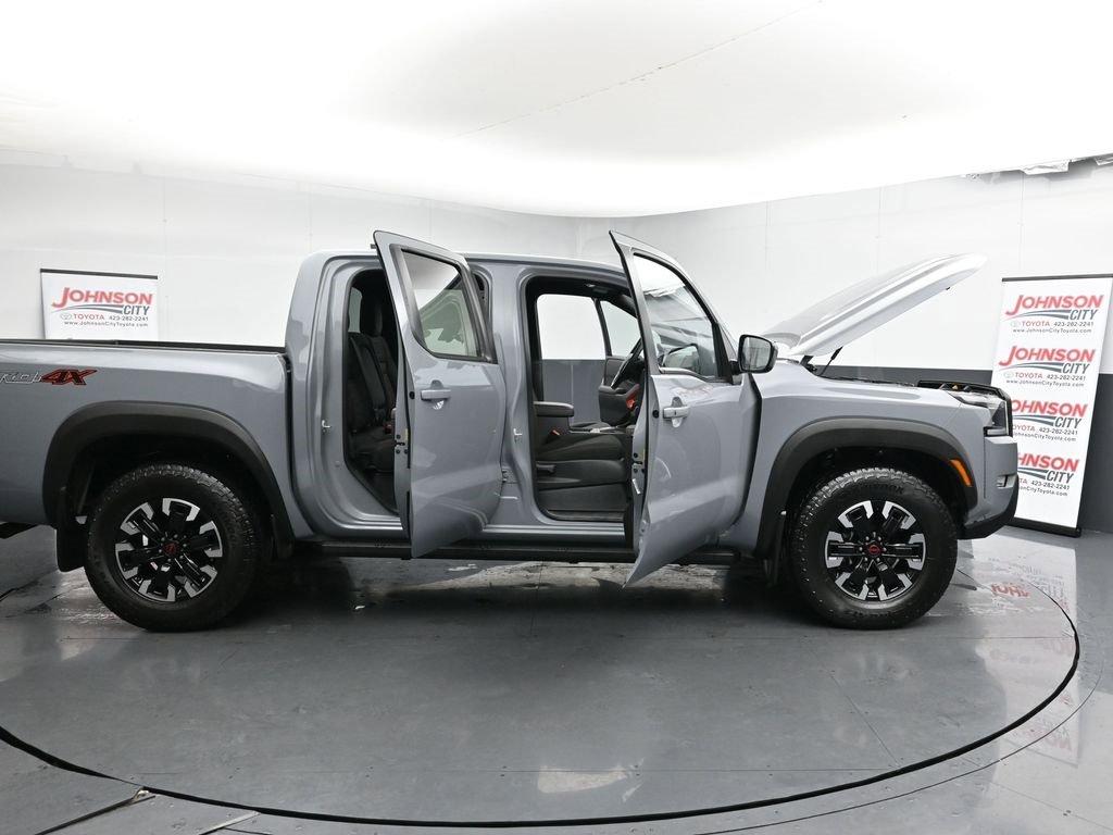 Used 2022 Nissan Frontier PRO-4X w/ Off-Road Protection Package image 33