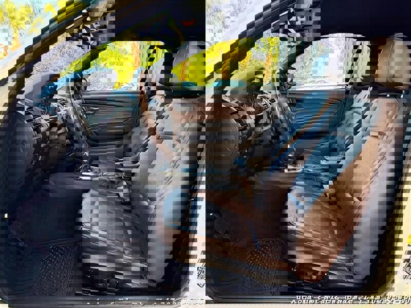 Used 2013 BMW 135i Convertible image 17