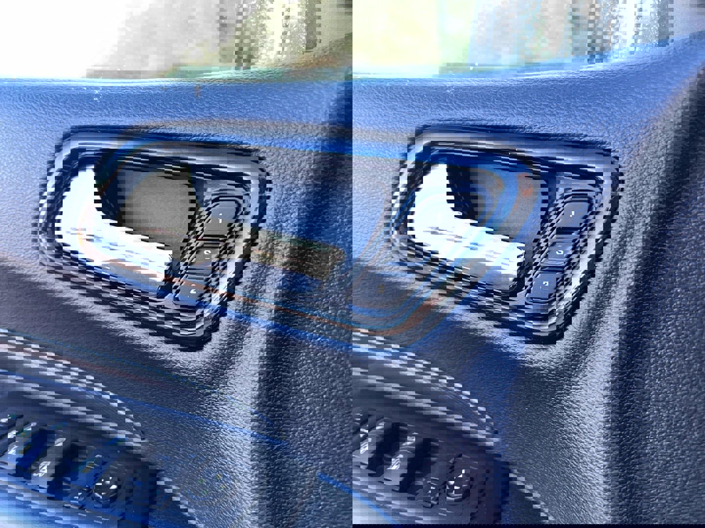 Used 2022 Dodge Durango GT image 15