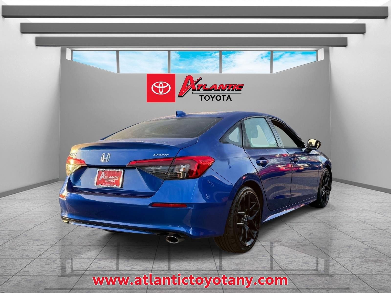 Used 2023 Honda Civic Sport image 6