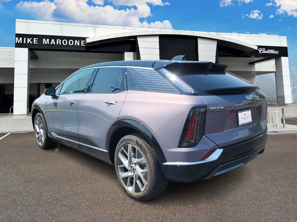 New 2025 Cadillac Optiq Luxury 1 image 4