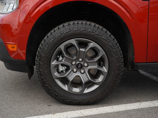 Used 2024 Ford Maverick XLT image 11