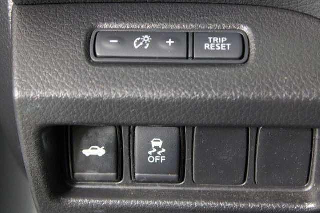 Certified 2018 Nissan Altima 2.5 SV FWD image 23