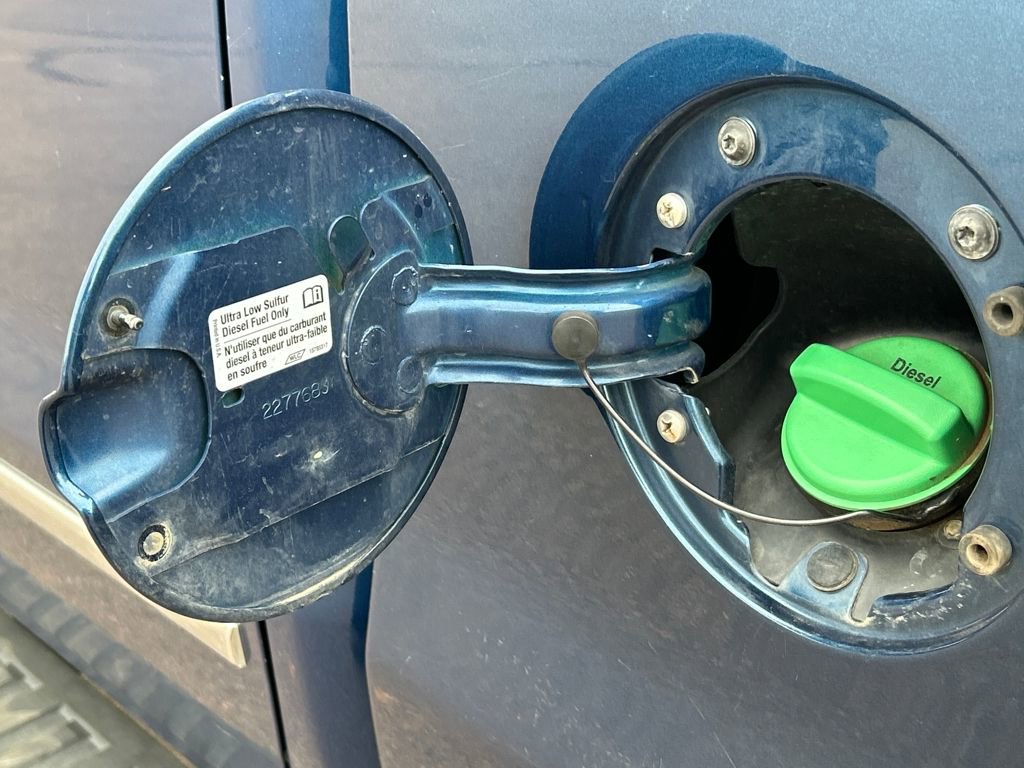 Used 2019 Chevrolet Silverado 2500 High Country w/ Duramax Plus Package image 37