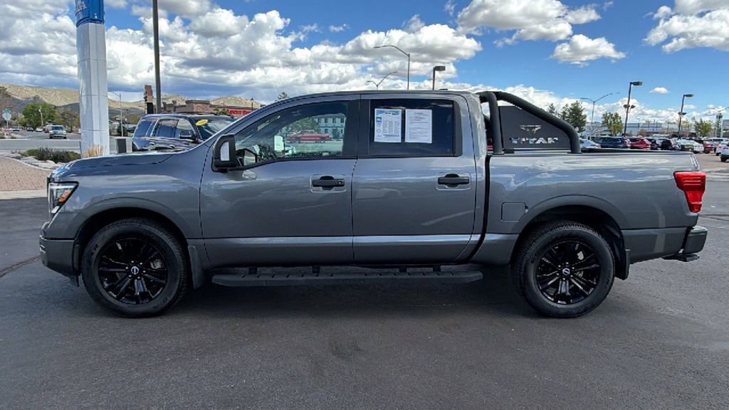 Used 2023 Nissan Titan SV w/ SV Convenience Package AWD/4WD image 6
