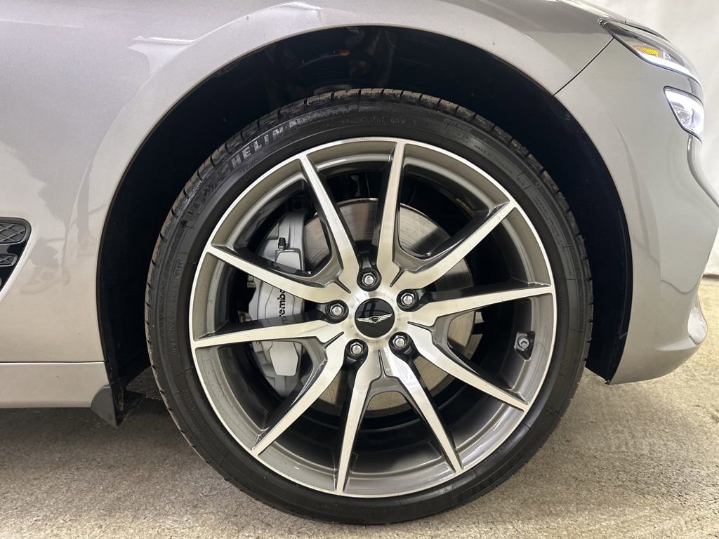 Used 2026 Genesis G70 2.5T image 24