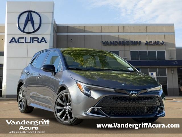 Used 2025 Toyota Corolla XSE FWD image 1
