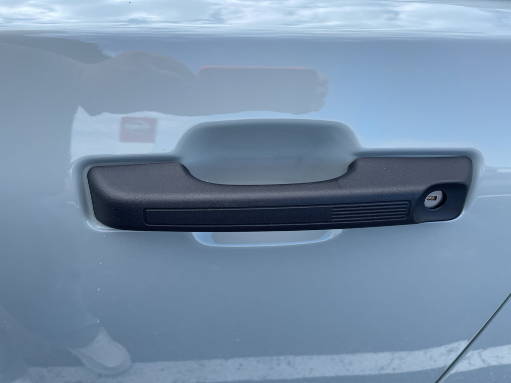 Used 2022 Ford Maverick XLT image 7