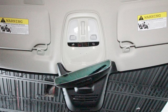 Certified 2024 Volvo XC90 B5 Plus image 8