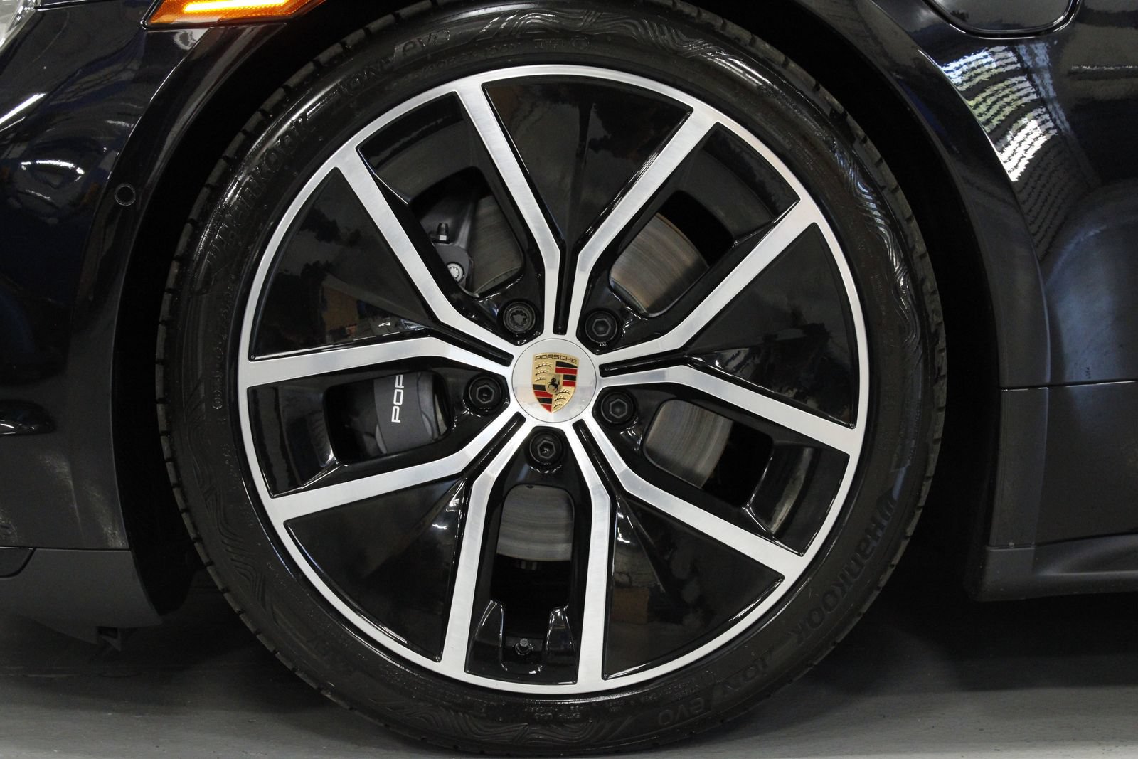 New 2026 Porsche Taycan AWD/4WD image 9