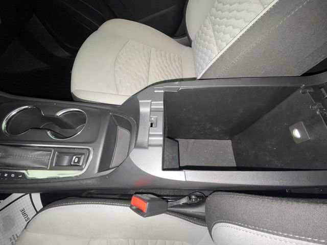 Used 2020 Chevrolet Equinox LS w/ LS Convenience Package image 21