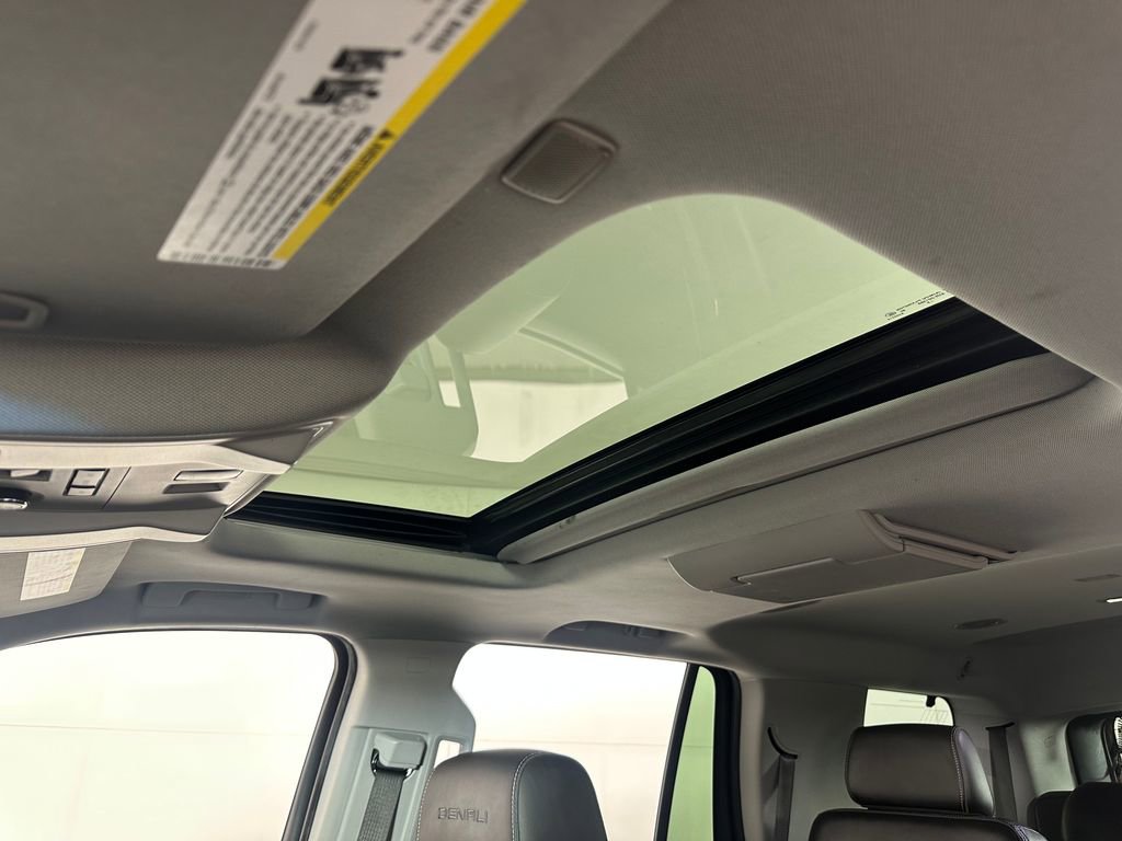 Used 2019 GMC Yukon Denali image 37