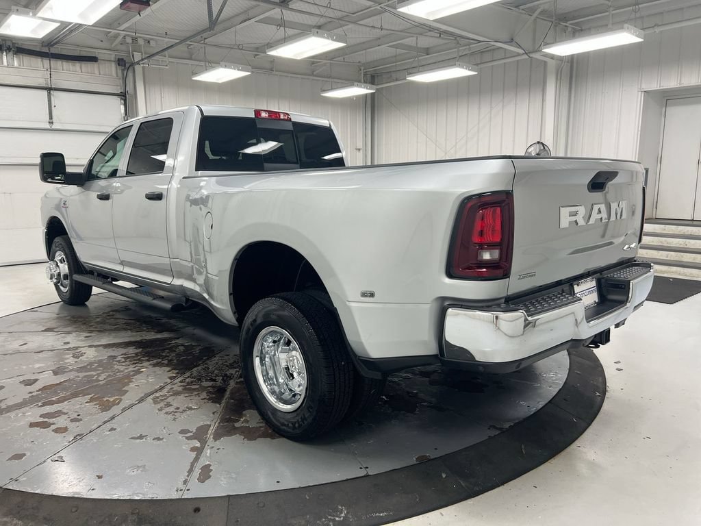 New 2026 RAM 3500 Tradesman AWD/4WD image 4