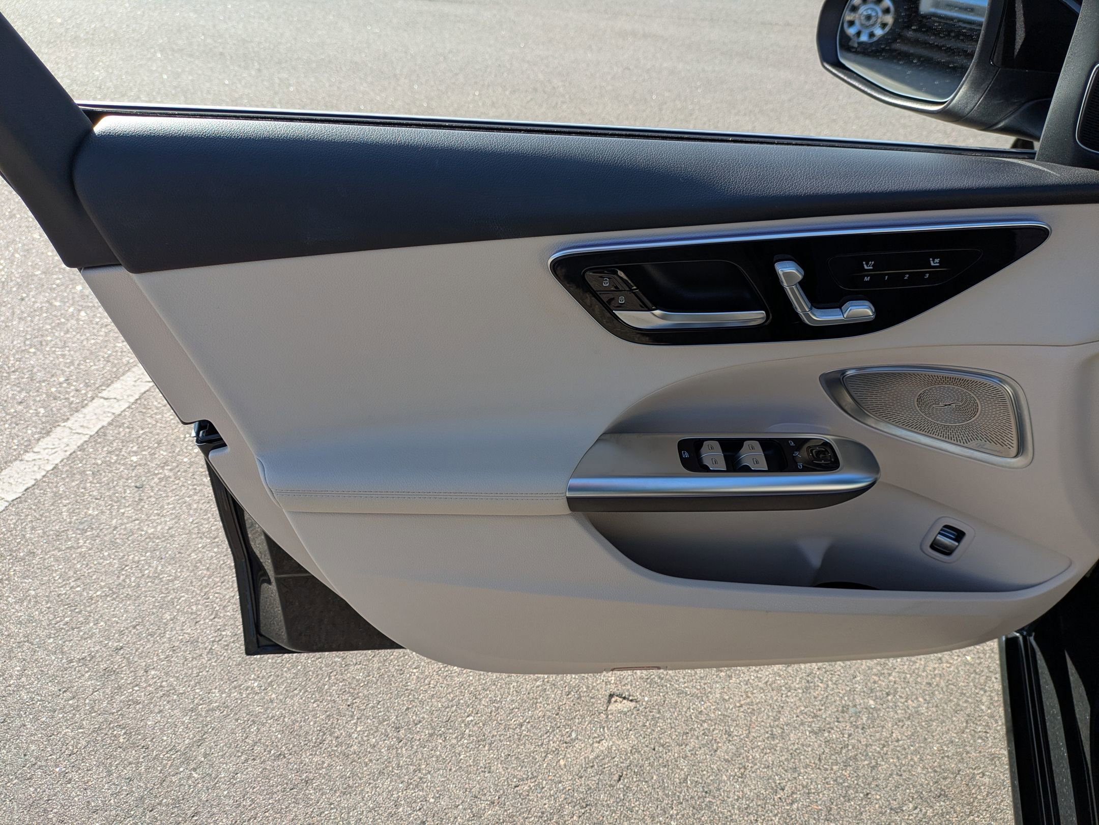 Used 2022 Mercedes-Benz C 300 Sedan image 15